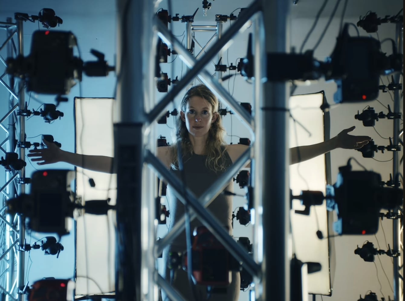 "You Can See Everything" Documents Elizabeth Holmes Before Prison